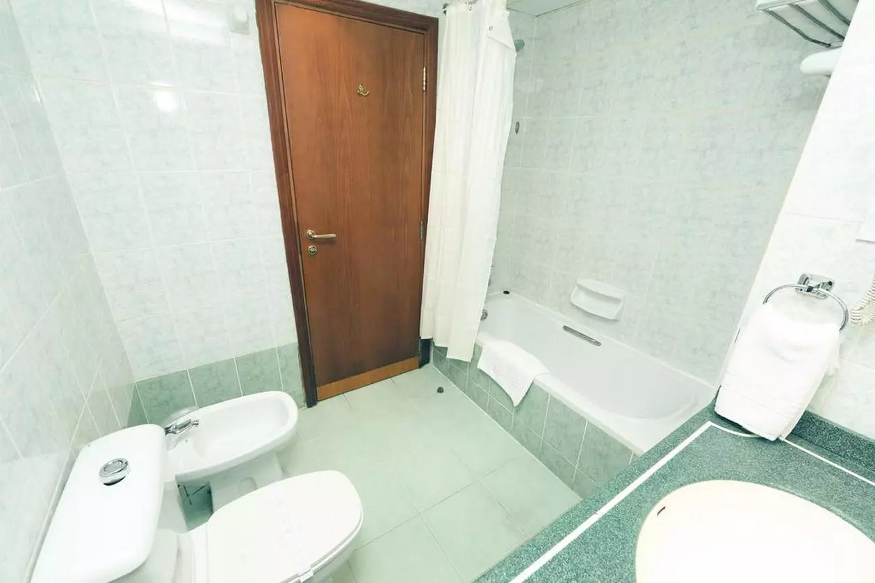 DELMON_SHABAVIZ (6).jpg